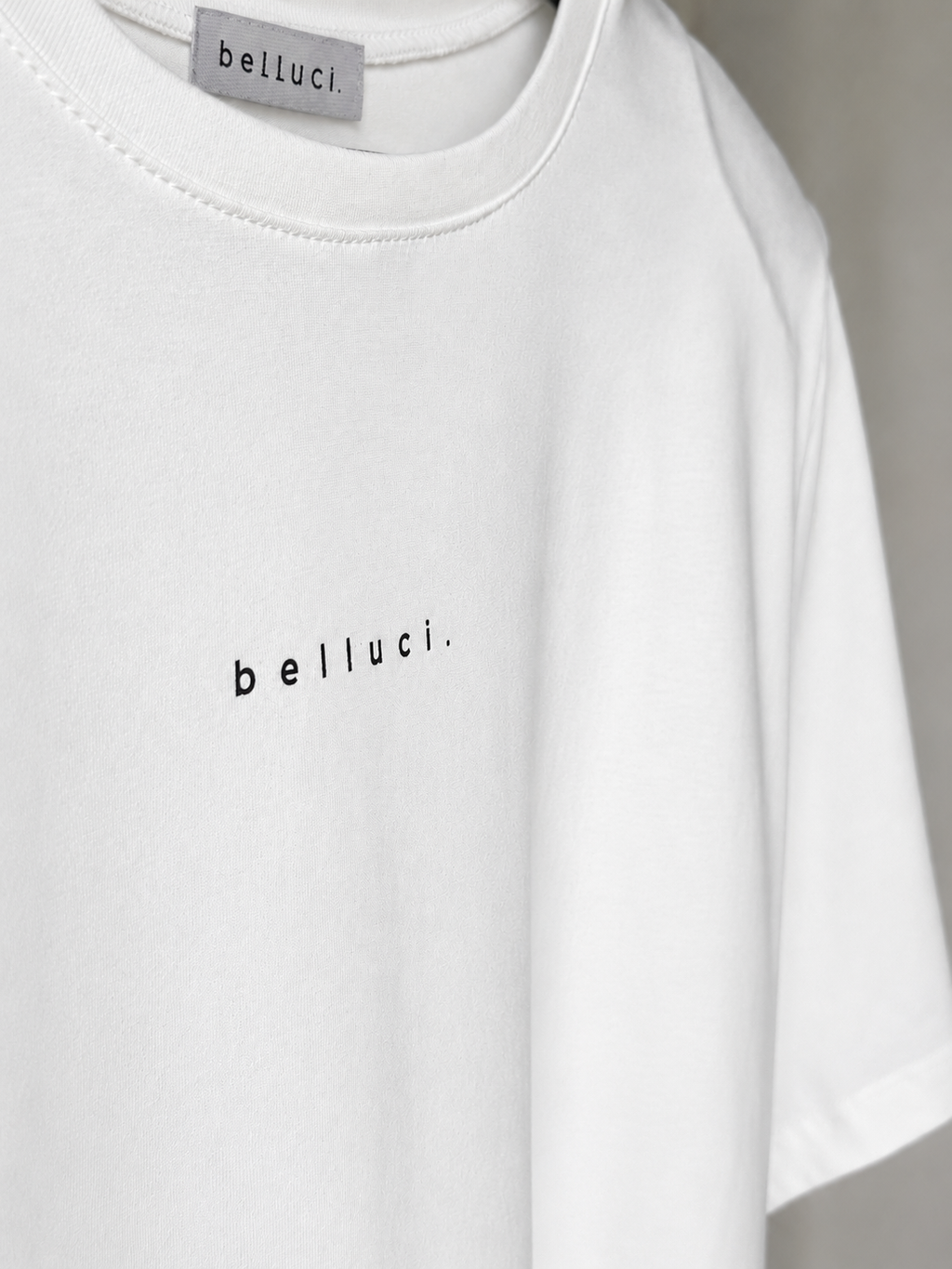 T-shirt body Belluci biały bawełniany