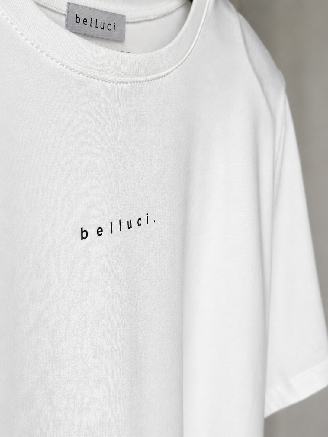 T-shirt body Belluci biały bawełniany